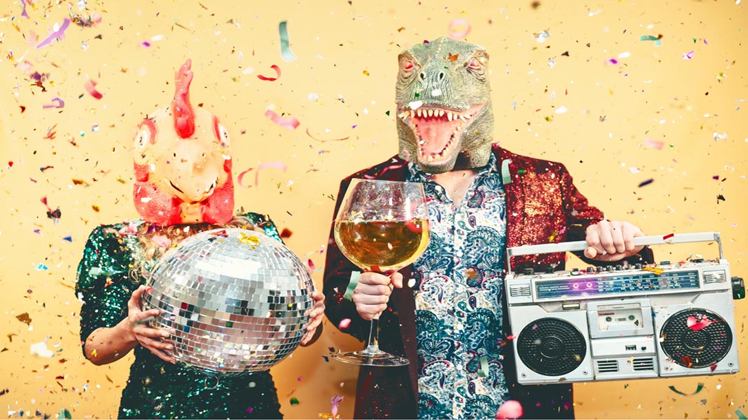 Knowing how to throw a badass New Years' Eve party starts understanding the basics, thanks in part to great articles like this one from Skillset.